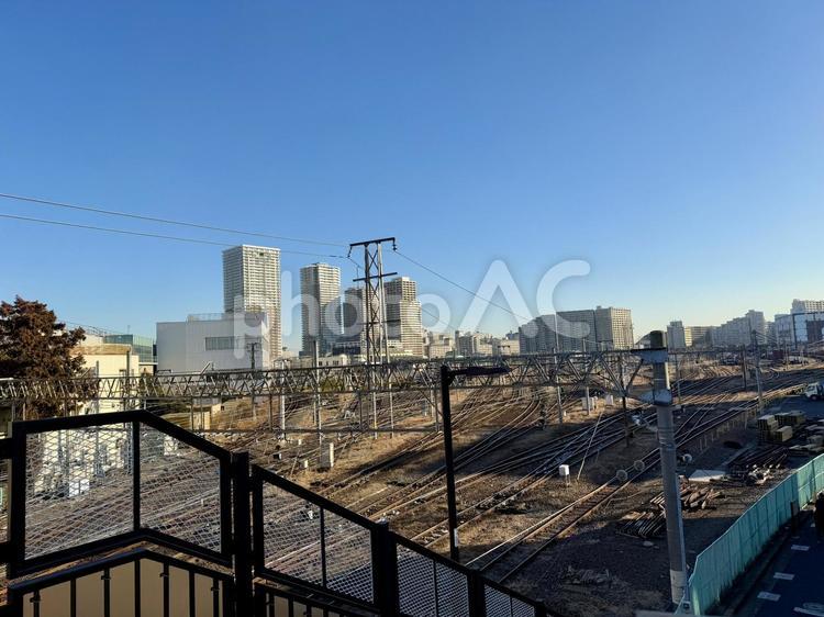 南千住　朝　歩道橋から見た線路 住宅街,線路,jlの写真素材