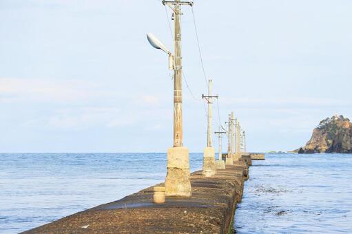 気比の浜 防波堤,海,気比の浜の写真素材