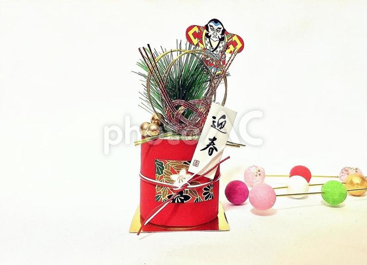 お正月飾り　正月　迎春　松　凧 正月飾り,凧,松の写真素材