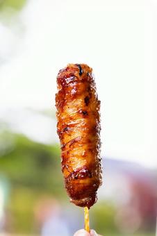 肉巻きおにぎり 肉巻きおにぎり 肉,肉巻き,肉巻きおにぎりの写真素材