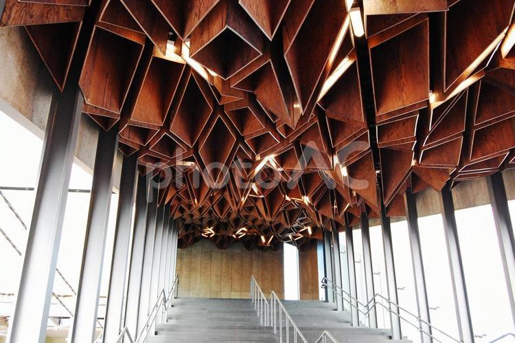 駅の階段 卒業,別れ,春の写真素材