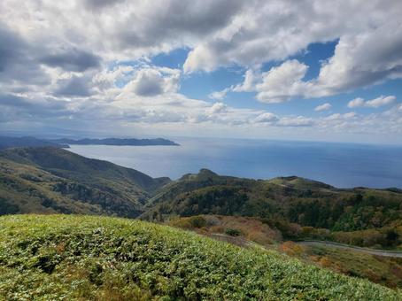 峠からの景色 屋外,緑,林の写真素材
