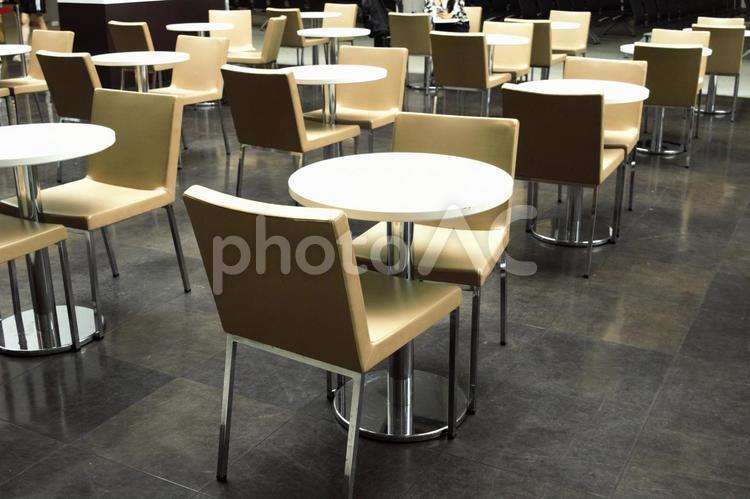 イートインスペース　1 イス,テーブル,チェアの写真素材