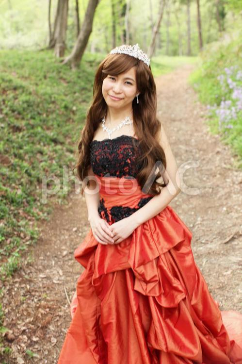 ウエディングドレスを着た女性 181 love,アイドル,ウエディングの写真素材