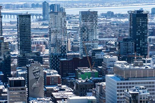 冬の都市と川 モントリオール,カナダ,冬の写真素材