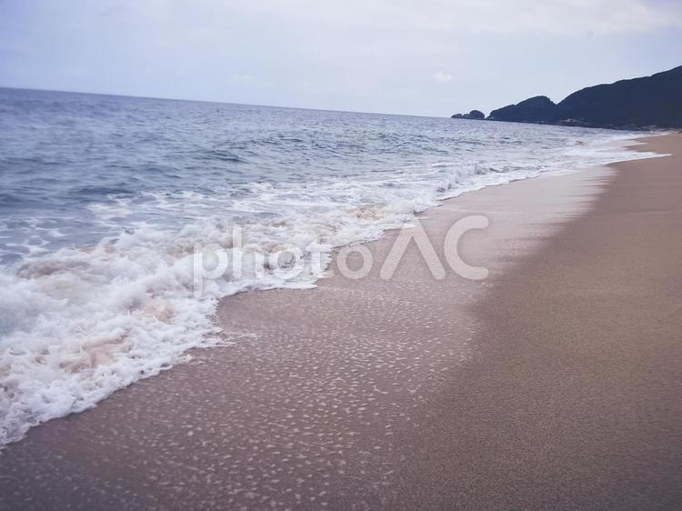 砂浜と海 海,空,晴れの写真素材