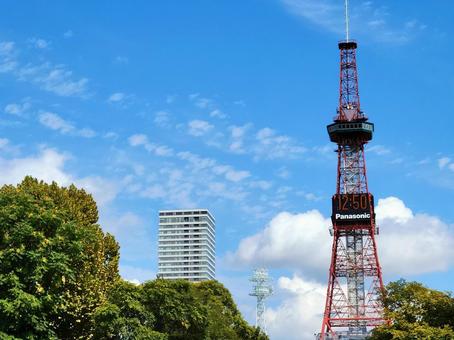 さっぽろテレビ塔と青空 さっぽろテレビ塔と青空の写真