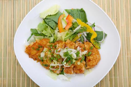 油淋鶏 油淋鶏,鶏肉,中華料理の写真素材