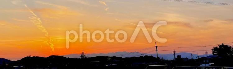 秋の夕焼け　 美しい,旅,景色の写真素材