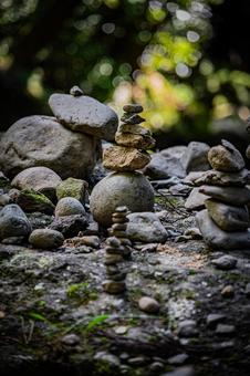 川原の小石の積み上げ 小石,積み上げ,積むの写真素材