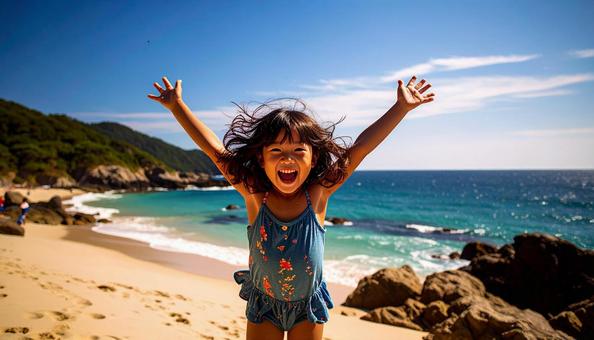 夏休み、海水浴で笑顔で遊ぶ子供 夏休み、海水浴で笑顔で遊ぶ子供の写真