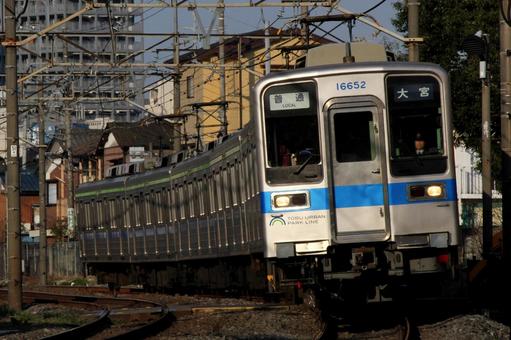 大宮行き東武10050 大宮行き東武10050の写真