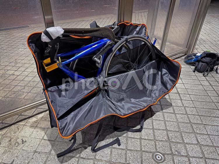 飛行機輪行バッグ 飛行機輪行,輪行,バッグの写真素材