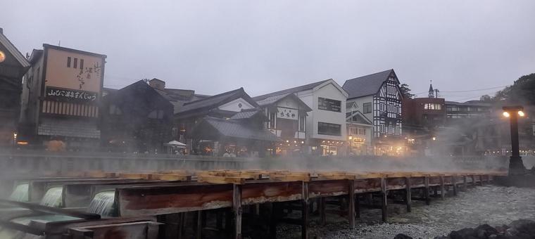 湯けむり 湯けむり 景色,もや,草津温泉の写真素材