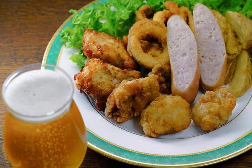 ビールとオードブル ビールとオードブル 食事,食卓,食べ物の写真素材
