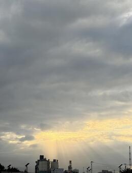 天使の梯子が 曇り空,光,太陽光の写真素材