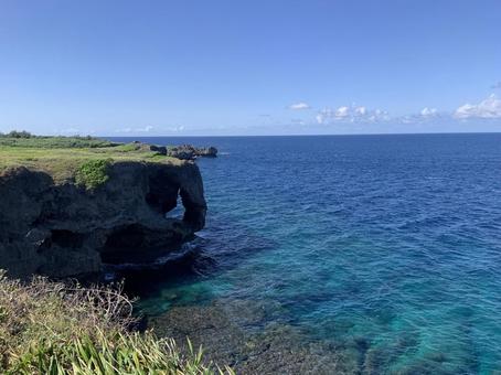 万座毛　沖縄の海 万座毛,崖,崖っぷちの写真素材