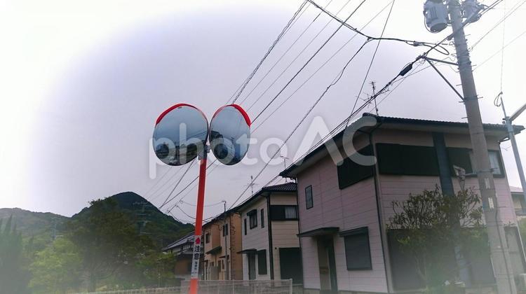 曇りの日の運転注意 ぶつかる,エネルギー,パワーの写真素材