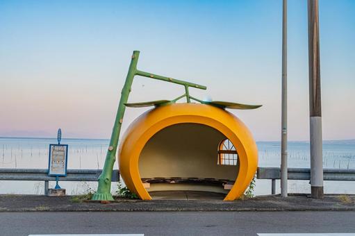 長崎県　フルーツのバス停 フルーツバス停,メロンバス停,長崎の写真素材