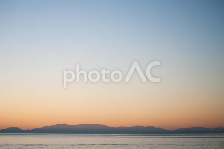 愛媛県伊方町の朝の風景 愛媛県,伊方町,空の写真素材