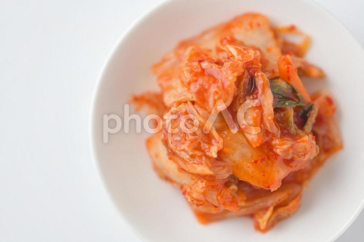 キムチ／韓国料理のイメージ素材 キムチ,白菜,唐辛子の写真素材
