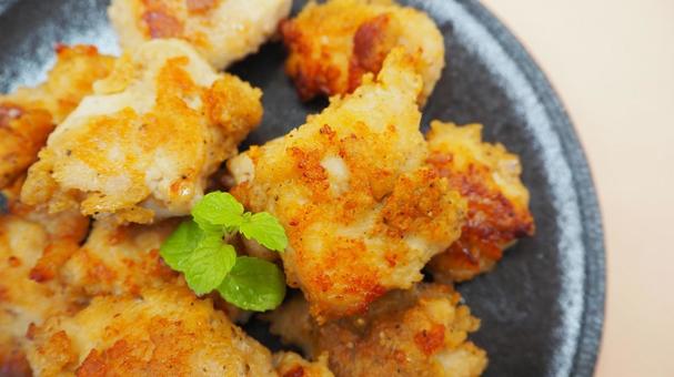 手作り・鶏むね肉のソテー（マクロ撮影） 鶏むね肉のソテー,手作り,鶏むね肉の写真素材