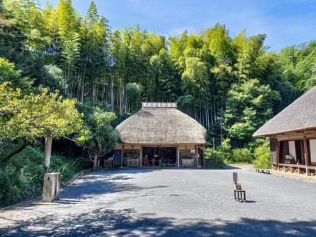 舞岡公園の古民家　横浜市戸塚区舞岡町 古民家,藁ぶき屋根,昔ながらの写真素材