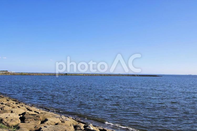 葛西臨海公園から見た東京湾 海,東京湾,海面の写真素材