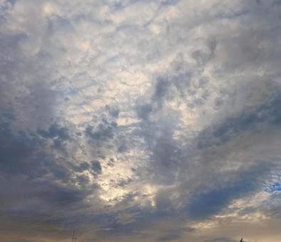 秋の空の雲④ 秋の空の雲④ 幻想的,空,雲の写真素材