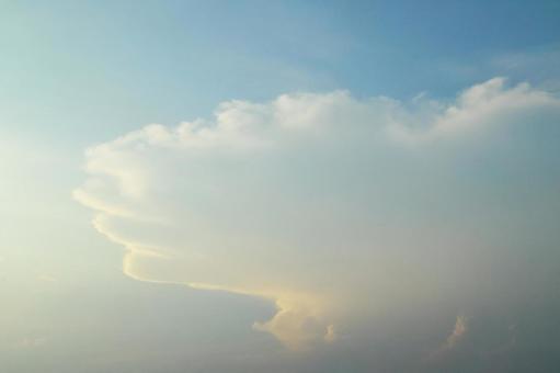 空のグラデーションの写真