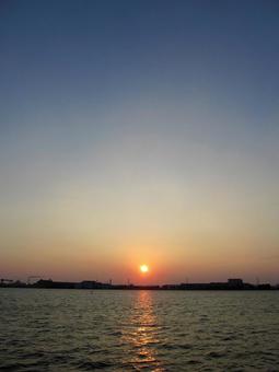 夕焼け空の風景 夕暮れ,空,太陽の写真素材