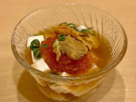 雲丹といくらの寄せ豆腐 雲丹といくらの寄せ豆腐,雲丹,ウニの写真素材