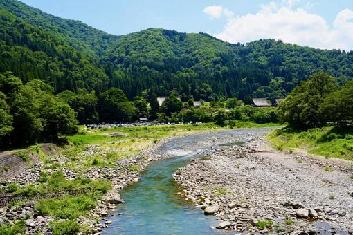 日本の田舎、川と自然に包まれて 日本の田舎、川と自然に包まれての写真
