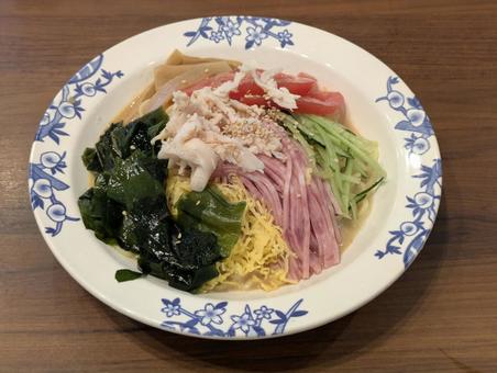 中華レストランの冷やし中華 中華レストランの冷やし中華の写真