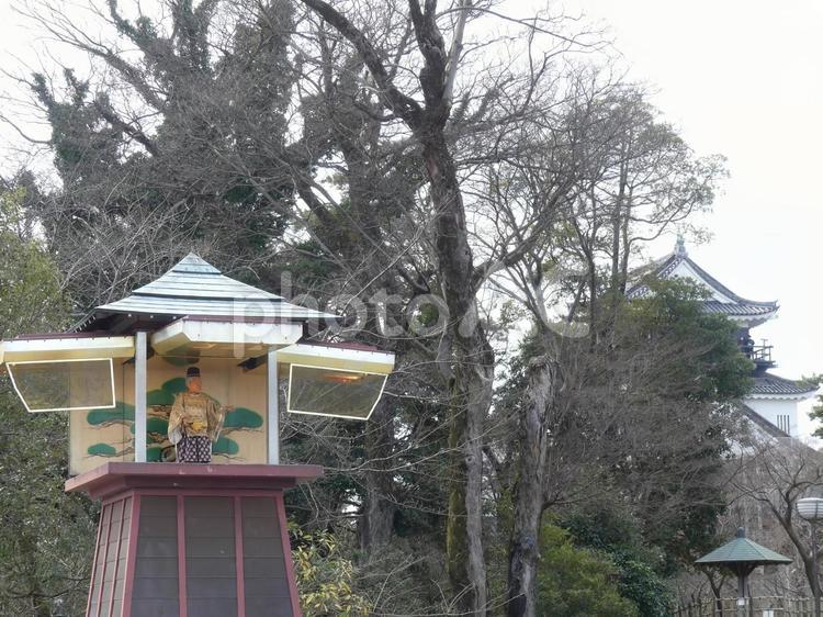 からくり時計と岡崎城 からくり時計,時計,岡崎城の写真素材
