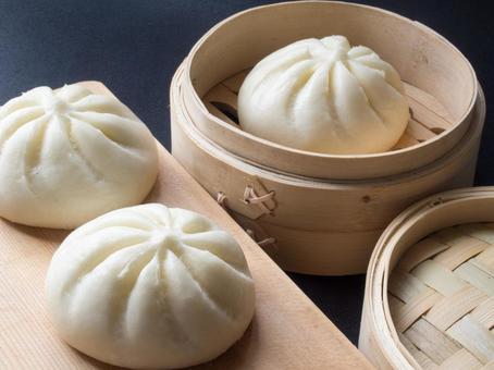 肉まんと蒸籠 肉まん,豚まん,中華まんの写真素材