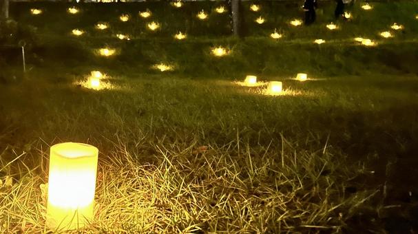 月見とランタンの夕べの写真