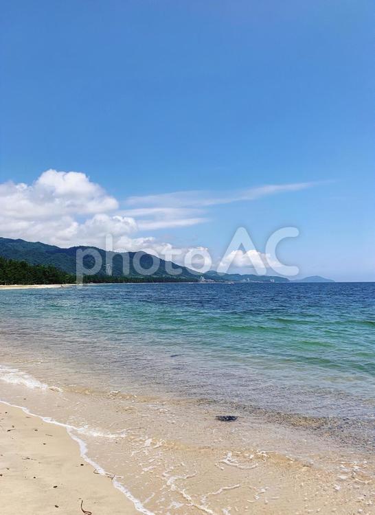 空と海と浜辺と 浜,砂,海の写真素材