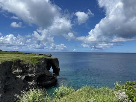 沖縄 万座毛 象の鼻 青空 海 絶景 沖縄 万座毛 象の鼻 青空 海 絶景 風景,景色,自然の写真素材