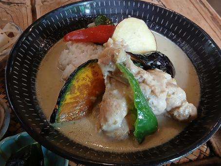 チキンのグリーンカレー～ココナッツ グリーンカレー,チキン,カレーライスの写真素材