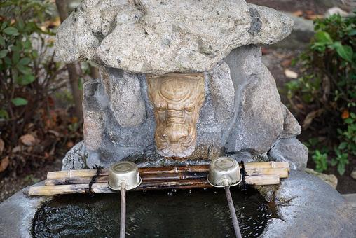 パワースポット 市杵島姫神社⑰ 龍水口 パワースポット 市杵島姫神社⑰ 龍水口の写真