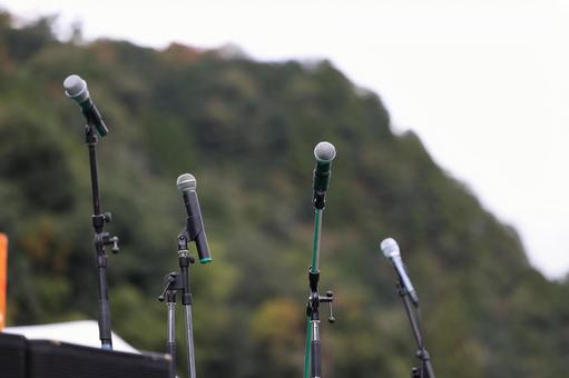 マイクの集まり マイク,音楽,ミュージックの写真素材