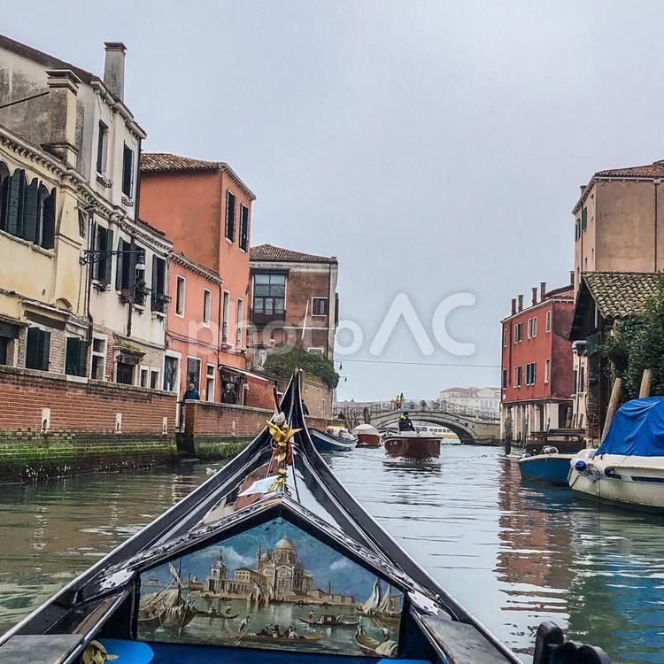 【イタリア】水の都ベネチアの風景 ベネチア,イタリア,水路の写真素材