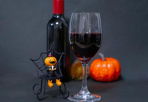 ハロウィンに乾杯 ハロウィンに乾杯 ワイン,グラスワイン,ハロウィンの写真素材