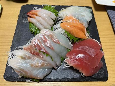 お刺身盛り合わせ 刺身,魚,生の写真素材