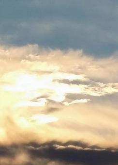 明るい空 明るい空の写真