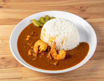 A full view of seafood curry in a multi-angle composition, seafood curry, fukujinake, curry and rice, JPG