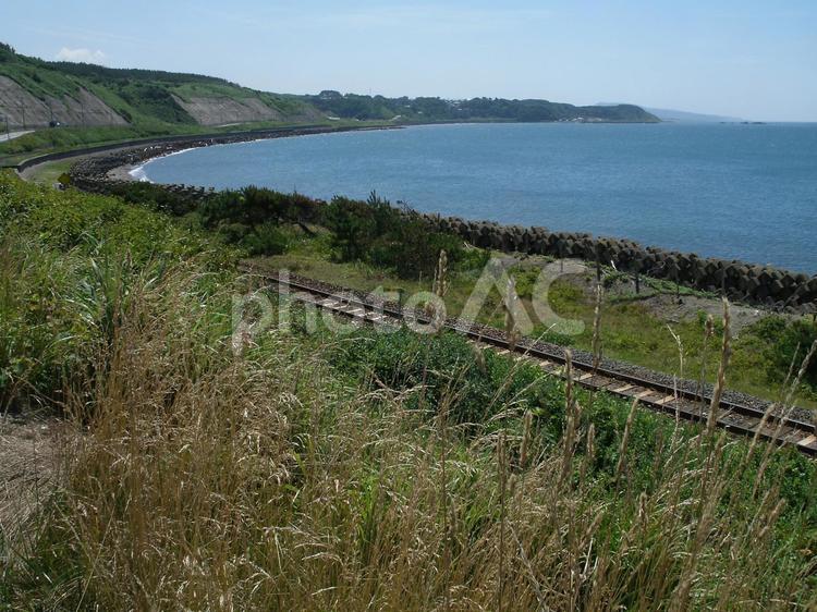 日本海と「五能線」、津軽半島 五能線,日本海,津軽半島の写真素材