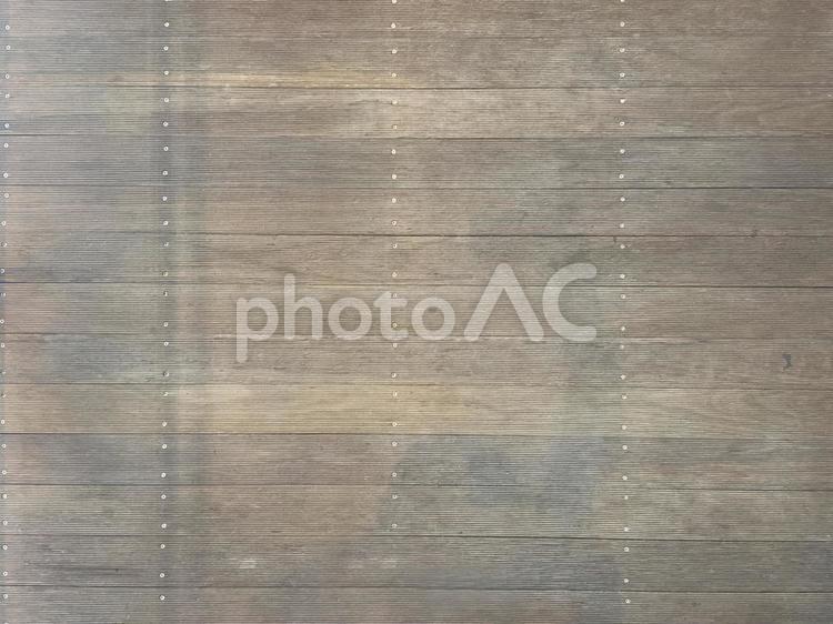 水が飛び散った跡がある木材を敷いた床2 木,木材,床の写真素材