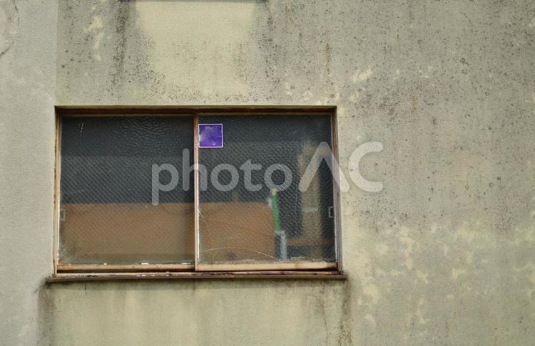 テクスチャ　窓のある建物の壁 テクスチャ,壁,窓の写真素材